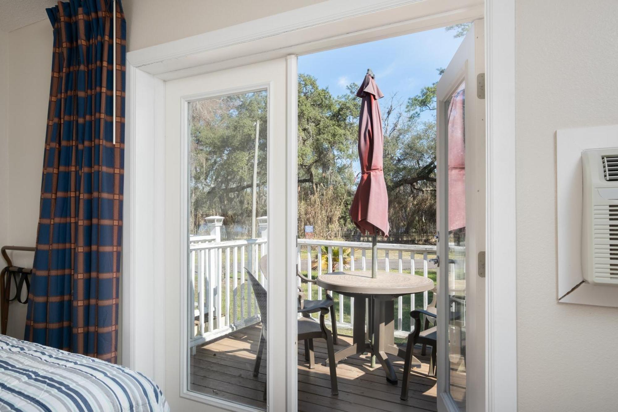 Готель Suwannee Gables Old Town Екстер'єр фото