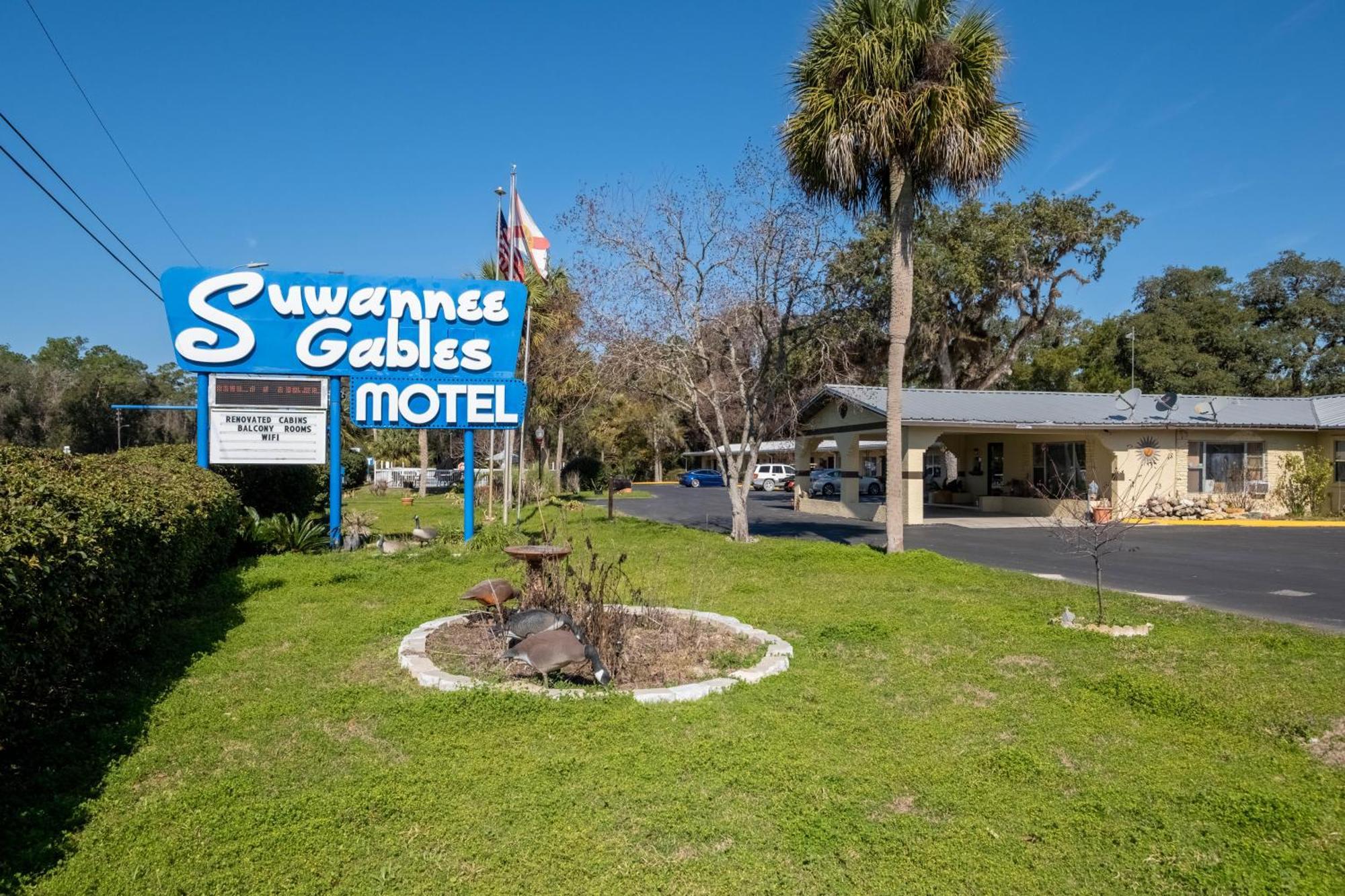 Готель Suwannee Gables Old Town Екстер'єр фото