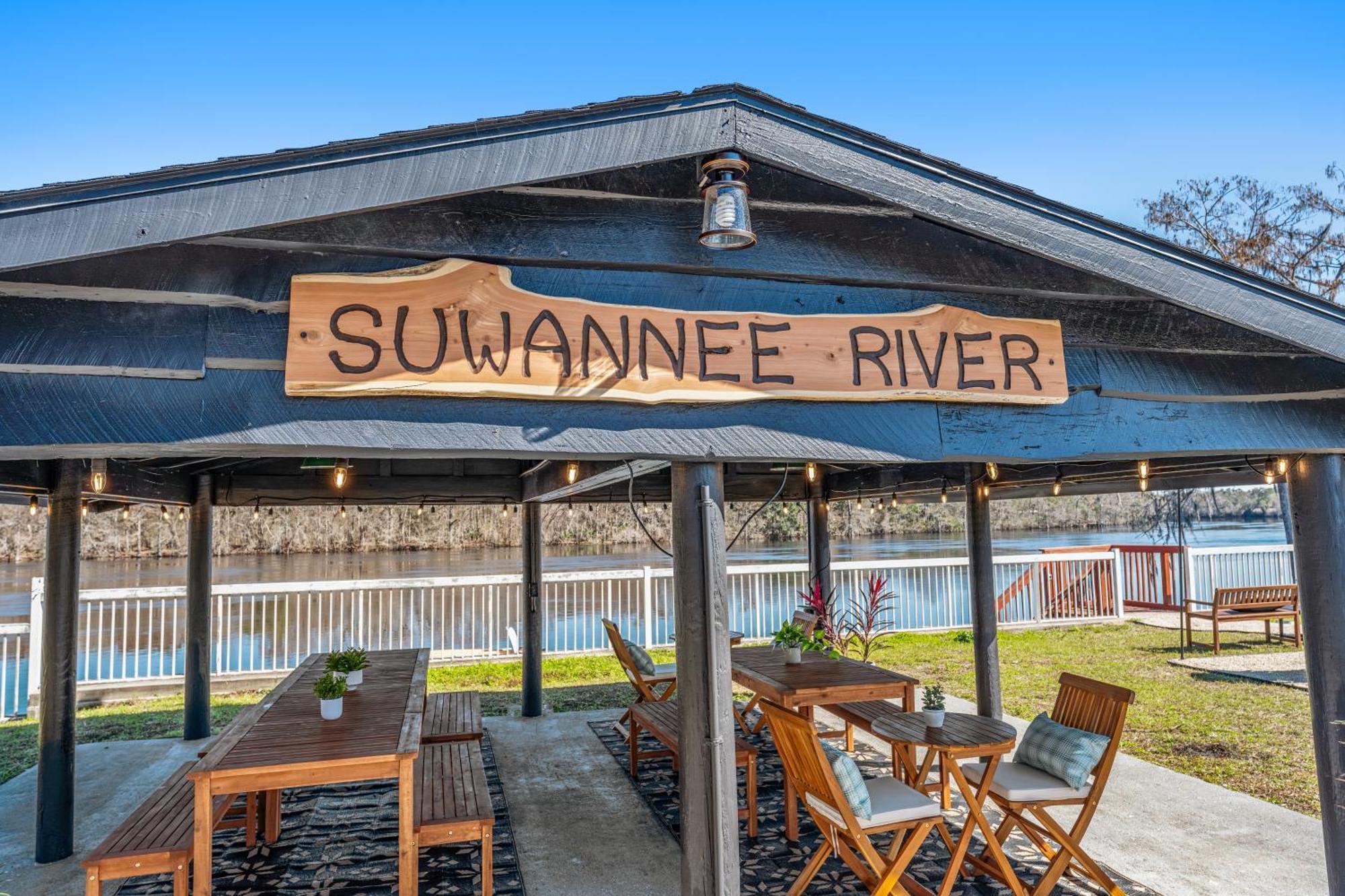 Готель Suwannee Gables Old Town Екстер'єр фото